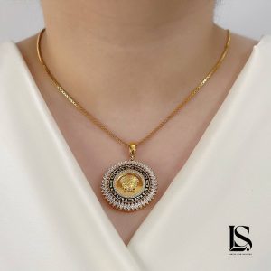 مدال نقره ورساچه لاریسا PZ01