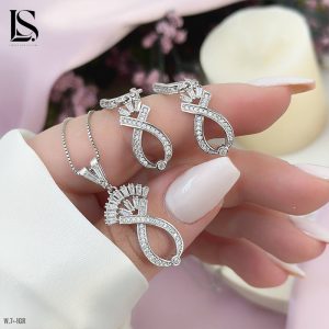نیم ست نقره دخترانه لاریسا NS20