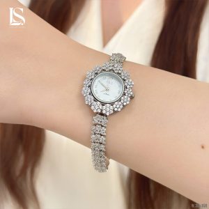 ساعت نقره زنانه لاریسا SL26