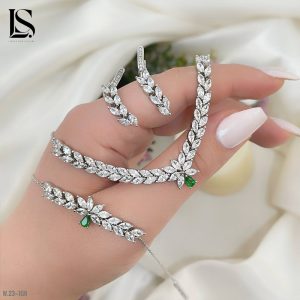 سرویس زنجیری نقره زنانه لاریسا SZ23