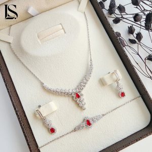 سرویس زنجیری نقره زنانه لاریسا SZ24