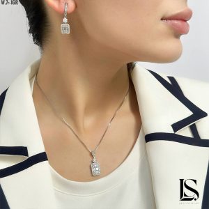نیم ست نقره زنانه لاریسا NS28