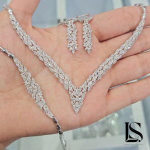 سرویس نقره مجلسی طرح جواهر مدل SZ31 مناسب عروس