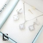نیم ست دخترانه ونکلیف لاریسا NS30