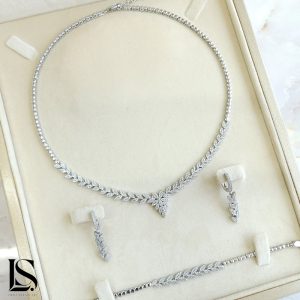 سرویس نقره زنانه جواهری لاریسا SZ44