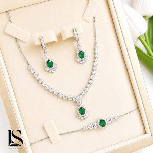 سرویس نقره زنانه نگین سبز زمردی کد SZ45 لاریسا