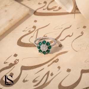 انگشتر نقره دخترانه جواهری نگین سبز کد HD31 لاریسا